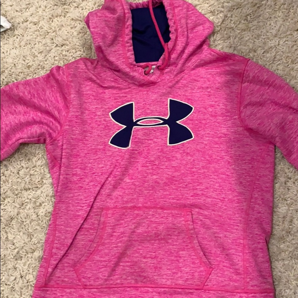 Pink Under Armour sweatshirt